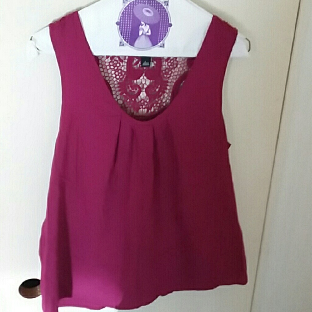 A New Approach Crochet Back Tank sz L